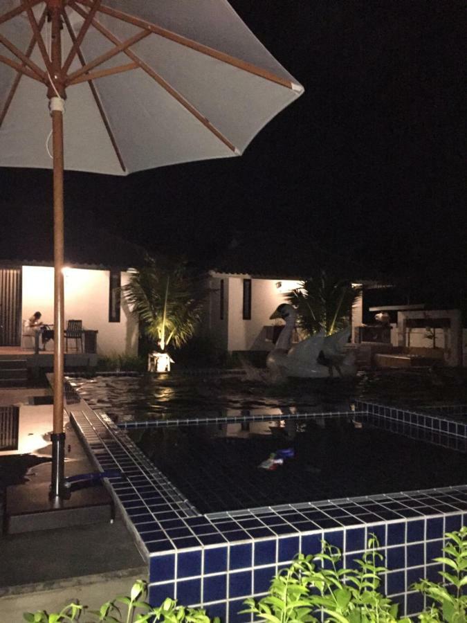 Bulan Villa ラヨーン エクステリア 写真